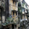 Hanoi to rebuild old apartments