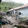 Flood forces thousands of Indonesian to evacuate 