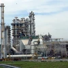 Vietnam refinery predicts profit dips