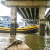  Low bridges endanger boats in southern province