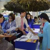 Travel agencies offer big discounts at Hanoi int'l travel mart 