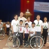 Japan-Vietnam Friendship Association donates bicycles to poor kids