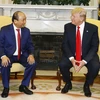 PM Phuc, President Trump talk ways to advance Vietnam-US ties