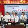 VNA, Binh Duong shake hands in communications