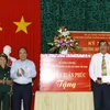 PM Nguyen Xuan Phuc visits war invalids in Ba Ria-Vung Tau