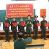 30 Lao military officers receive training in Hai Duong
