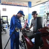 Petrol prices go up to 17,486 VND per litre 