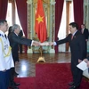 Vietnam, Paraguay agree to foster bilateral relations