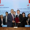 HCM City, Toronto ink deal to boost cooperation