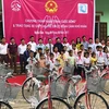 Bicycles presented to poor students in Binh Thuan
