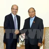 PM Nguyen Xuan Phuc welcomes AB InBev CEO