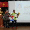 Vietnamese writers take part in French contest