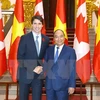 PMs Nguyen Xuan Phuc, Justin Trudeau hold talks 