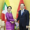 APEC 2017: President welcomes Myanmar State Counsellor