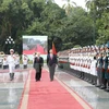 Party chief chairs welcome ceremony for Xi Jinping 