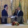 Vietnam, Algeria tighten bilateral relations