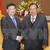 Lao leader meets President of Vietnam-Laos Friendship Association 