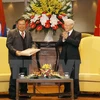 Lao top leader concludes official friendly visit to Vietnam