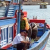 Satellite-positioning devices provided for Ninh Thuan to fight IUU fishing