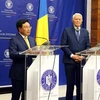 Deputy Prime Minister Pham Binh Minh visits Romania