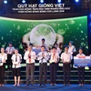 “Vietnamese Seeds Fund” scholarships presented to students