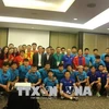 Vietnamese diplomats wish footballers the best ahead semifinals