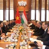 Vietnam, Hungary sign seven cooperation documents