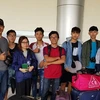 Indonesia’s quakes: Vietnamese students return home