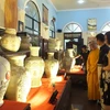 Ceramic vase set enters Vietnam Book of Records