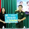 Quang Binh: 520 scholarships presented to poor gifted students
