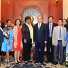 HCM City leader receives Cuban guest