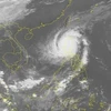 Thousands evacuated as Typhoon Yutu strikes Philippines