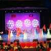 Art performance promotes Vietnam-Laos special friendship