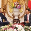 Senior officials welcome former US Secretary of State in Hanoi