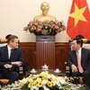 Deputy PM Pham Binh Minh receives Lithuanian interior minister