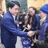 Hanoi mayor pays Tet visits to disadvantaged people 