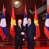 Top Vietnamese leader seeks stronger relations with Laos 