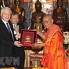 Vietnamese leader hails Cambodian Buddhists’ contributions to relations