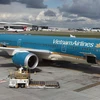 Vietcombank to sell Vietnam Airlines shares