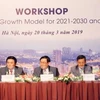 Seminar talks Vietnam’s economic growth model 