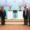 Busts of Vietnamese, Philippine heroes unveiled in Thai Nguyen