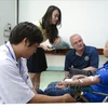 US medical staff join blood drive in Phu Yen 