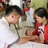 Children in Nghe An get free heart disease screening