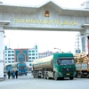 Trade through Lao Cai international border gate goes down 