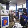 Petrol prices rise over 700 VND per litre 