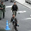 Thailand hunts down over 10 suspects in bomb attacks 