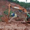 Family of three buried under landslides in Dak Nong province