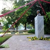 Flower offering in Cuba marks 50 years of late President’s testament