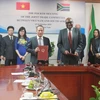 Vietnam, South Africa enhance economic, trade links