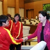 NA Chairwoman meets with national female footballers 